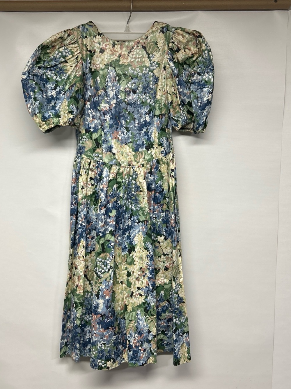 Girls' Floral Puff-Sleeve Midi Dress in Blue & Green